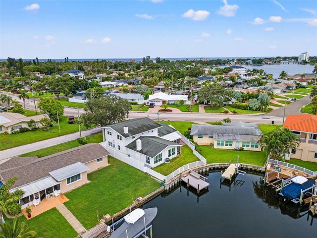 4000 14TH WAY NE, St Petersburg, FL 33703