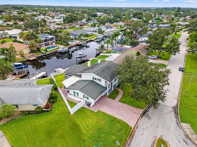 4000 14TH WAY NE, St Petersburg, FL 33703