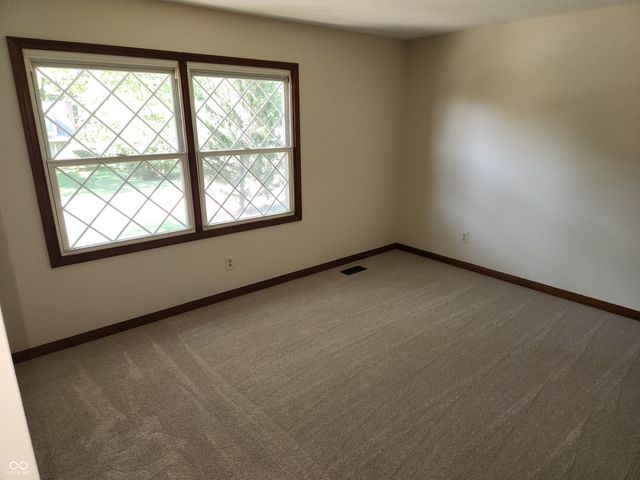 911 E Greyhound Pass, Carmel, IN 46032