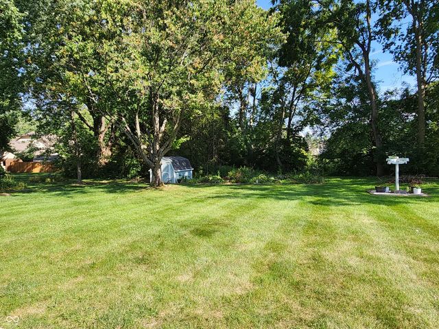 911 E Greyhound Pass, Carmel, IN 46032