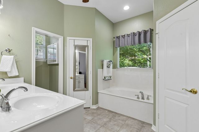 205 Rushcreek Drive, Wylie, TX 75098