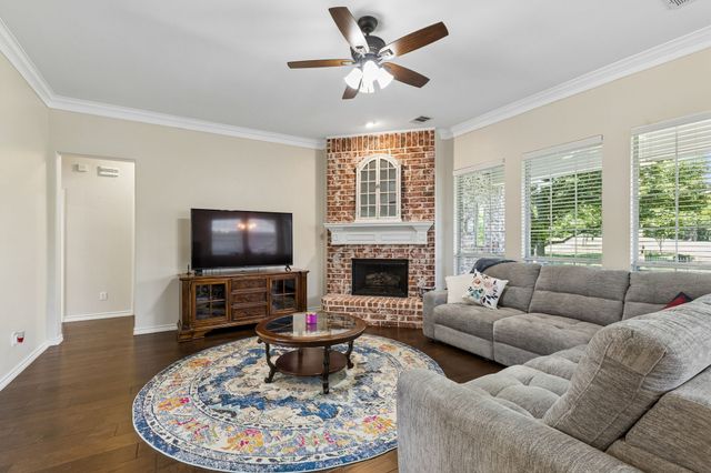205 Rushcreek Drive, Wylie, TX 75098