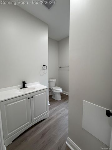 6423 Andersonville Road, Waterford Charter Township, MI 48329