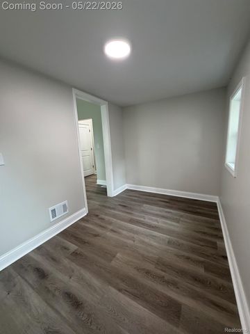 6423 Andersonville Road, Waterford Charter Township, MI 48329