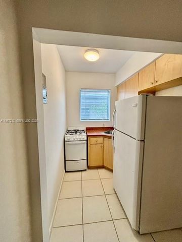 1027 Euclid Ave 10, Miami Beach, FL 33139