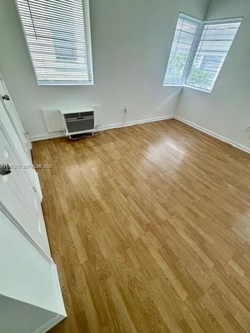 1027 Euclid Ave 10, Miami Beach, FL 33139