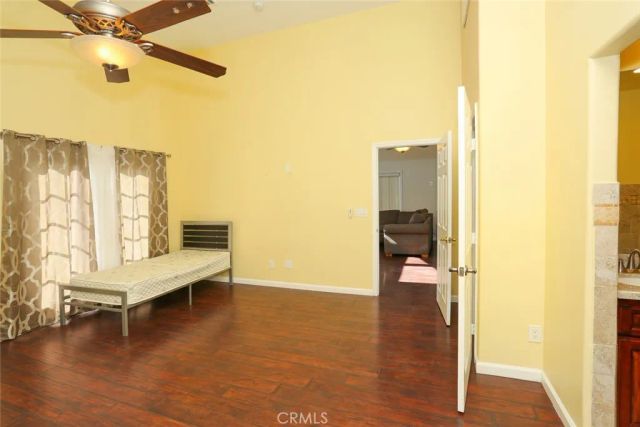 7521 Milwood, Canoga Park, CA 91303