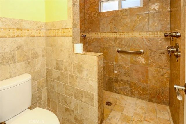 7521 Milwood, Canoga Park, CA 91303