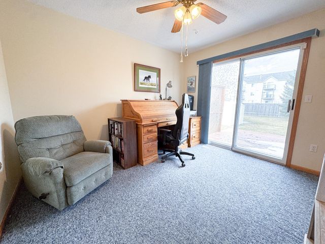 1610 Suntree Drive, West Fargo, ND 58078