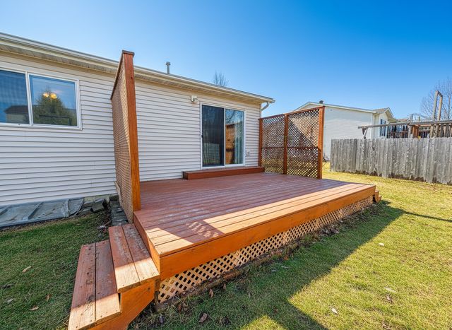 1610 Suntree Drive, West Fargo, ND 58078