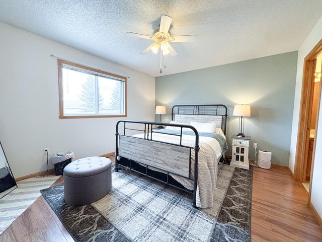 1610 Suntree Drive, West Fargo, ND 58078