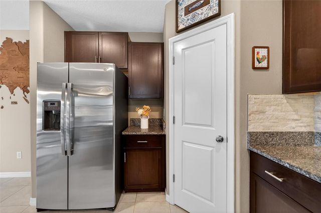 9720 LEMON DROP LOOP, Sun City Center, FL 33573