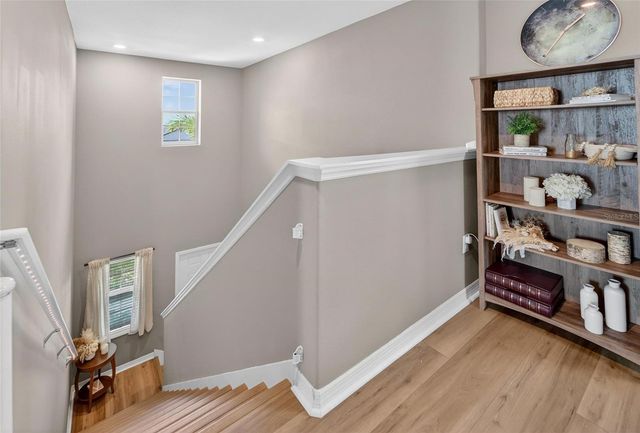 9720 LEMON DROP LOOP, Sun City Center, FL 33573