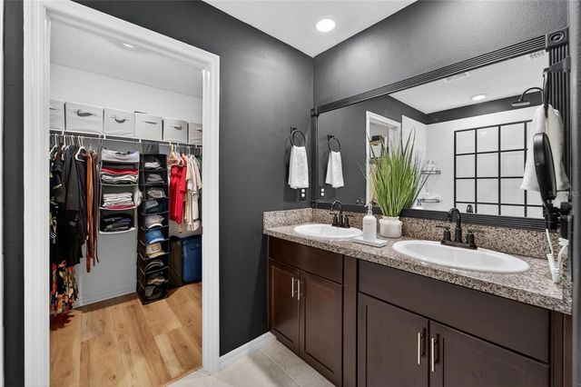 9720 LEMON DROP LOOP, Sun City Center, FL 33573