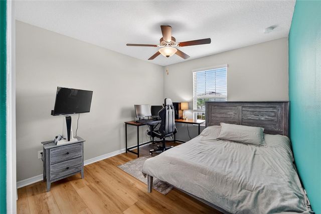 9720 LEMON DROP LOOP, Sun City Center, FL 33573