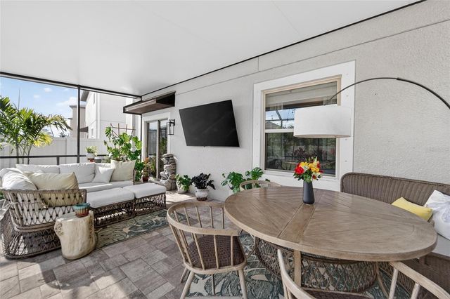 9720 LEMON DROP LOOP, Sun City Center, FL 33573