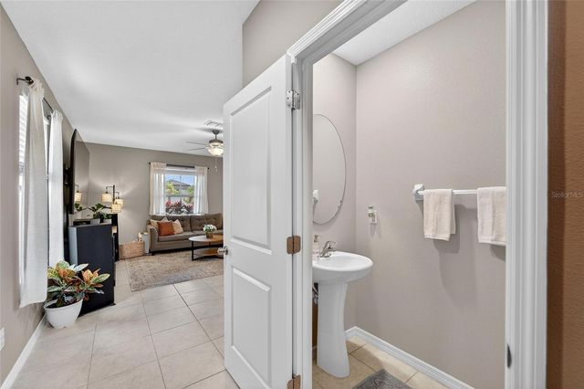 9720 LEMON DROP LOOP, Sun City Center, FL 33573