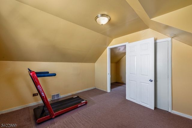 1302 Bower St, Linden City, NJ 07036