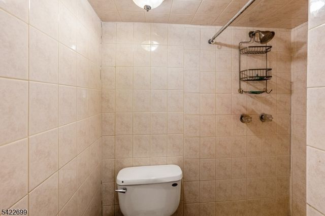 1302 Bower St, Linden City, NJ 07036