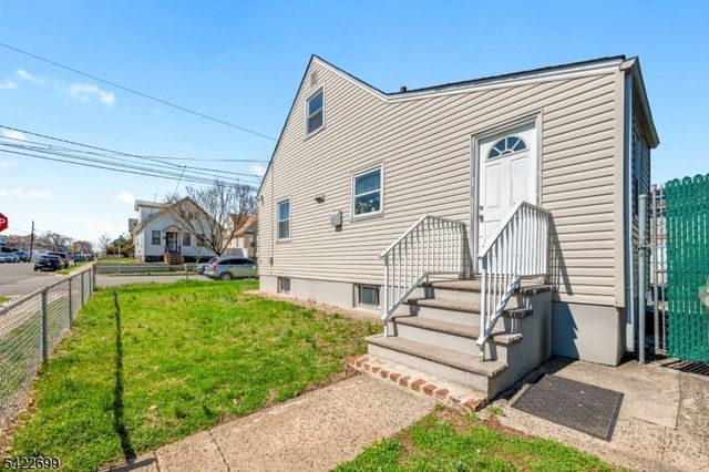 1302 Bower St, Linden City, NJ 07036
