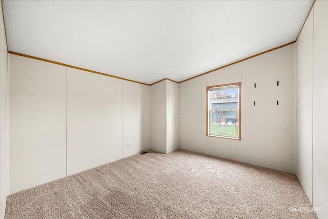 776 Mallard Circle B, Sandwich, IL 60548