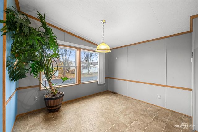 776 Mallard Circle B, Sandwich, IL 60548