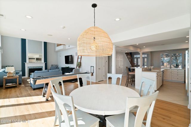 8 Jibsail Drive, Bayville, NJ 08721