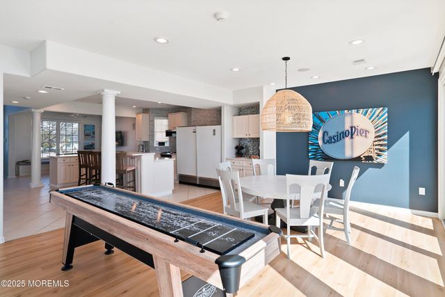 8 Jibsail Drive, Bayville, NJ 08721