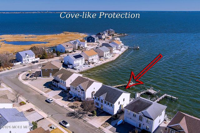 8 Jibsail Drive, Bayville, NJ 08721