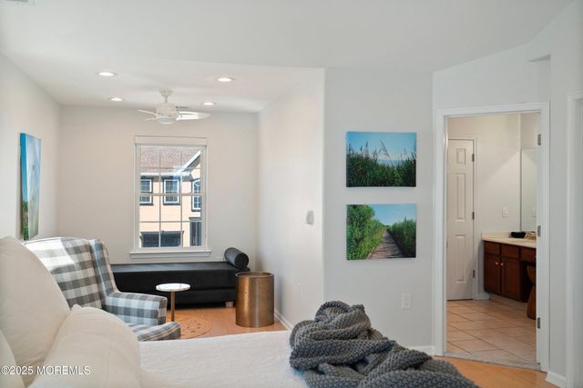 8 Jibsail Drive, Bayville, NJ 08721