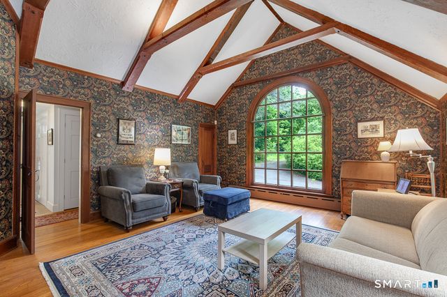 446 Amity Road, Woodbridge, CT 06525