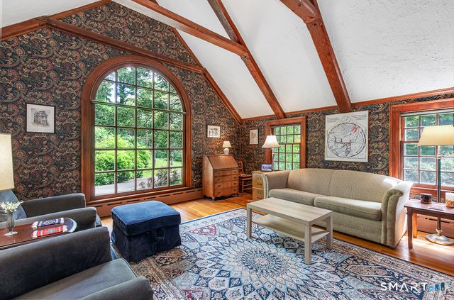 446 Amity Road, Woodbridge, CT 06525