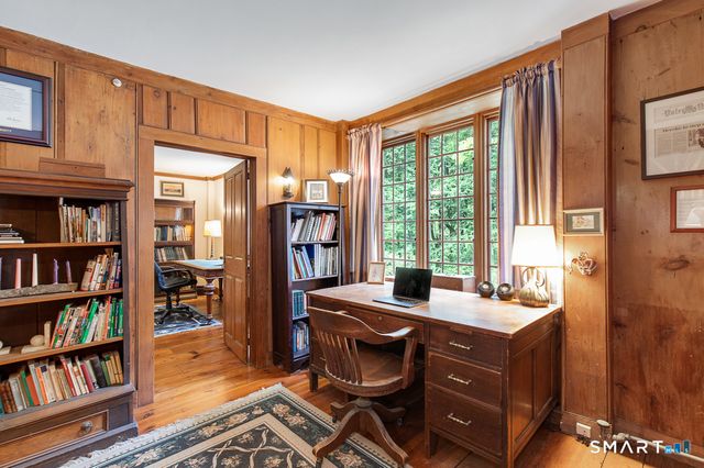 446 Amity Road, Woodbridge, CT 06525
