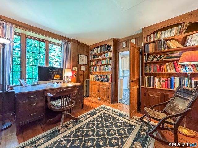 446 Amity Road, Woodbridge, CT 06525