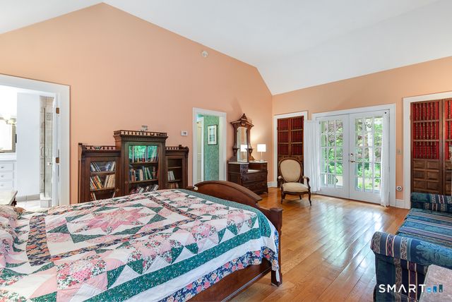 446 Amity Road, Woodbridge, CT 06525