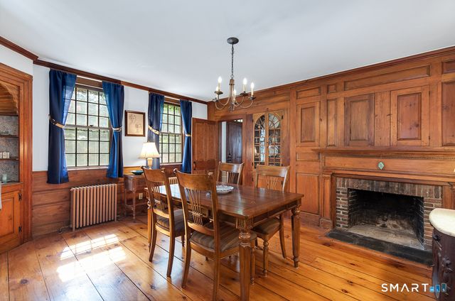 446 Amity Road, Woodbridge, CT 06525