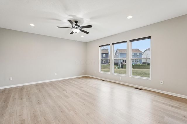 617 Big Stone Drive, Sunbury, OH 43074