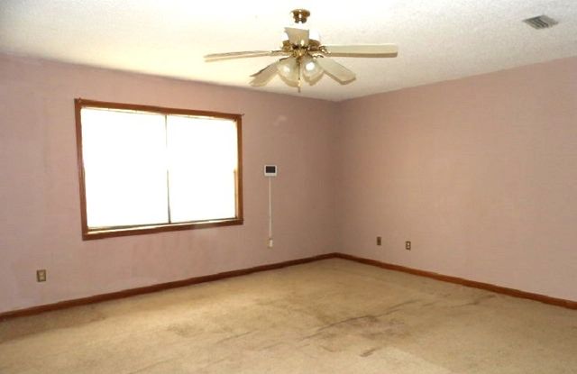 43 Harrison Drive, Daleville, AL 36322