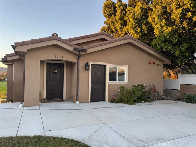 12511 N Haleh Lane 12509, Sylmar, CA 91342