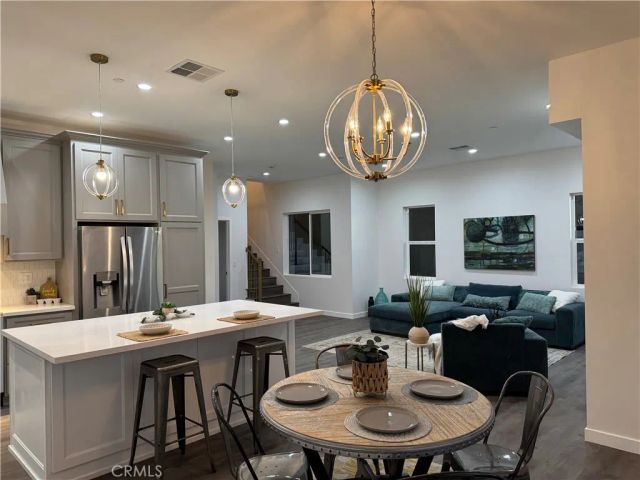 12511 N Haleh Lane 12509, Sylmar, CA 91342