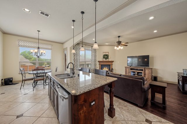 1218 Thistle Hill Trail, Weatherford, TX 76087