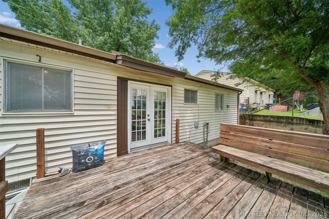 1006 Forest Drive, Sand Springs, OK 74063