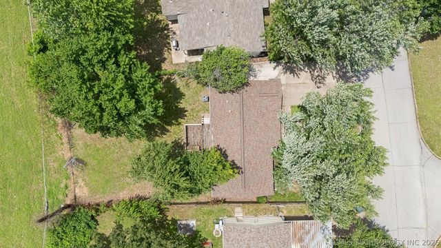 1006 Forest Drive, Sand Springs, OK 74063