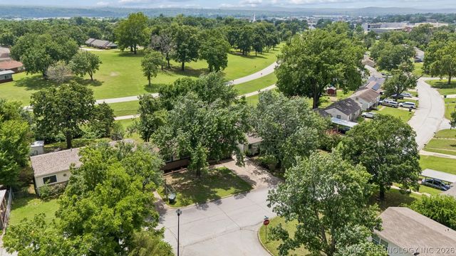 1006 Forest Drive, Sand Springs, OK 74063