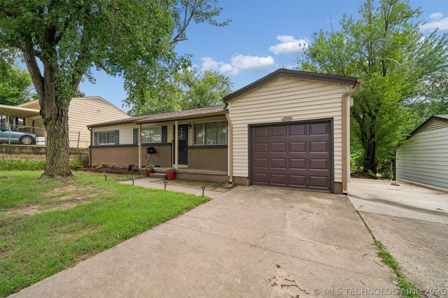 1006 Forest Drive, Sand Springs, OK 74063