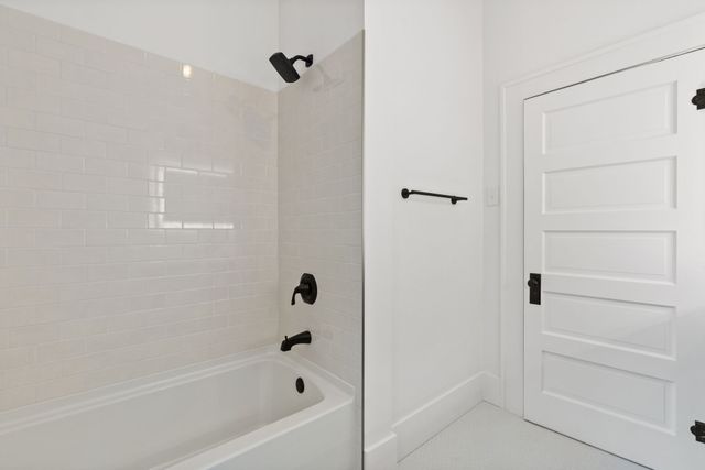 516 N Johnson Street, Mineola, TX 75773