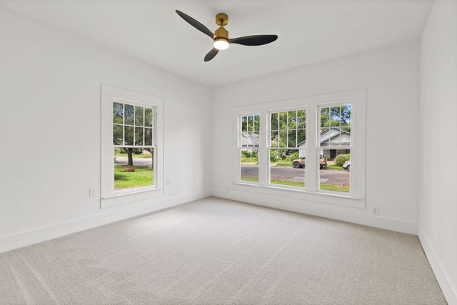 516 N Johnson Street, Mineola, TX 75773