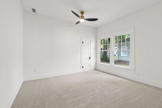 516 N Johnson Street, Mineola, TX 75773