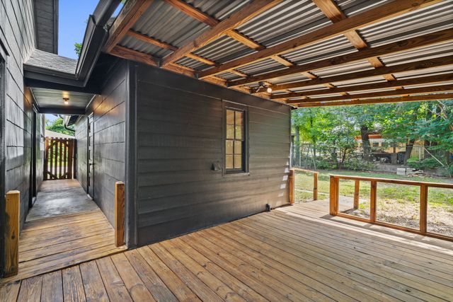 516 N Johnson Street, Mineola, TX 75773