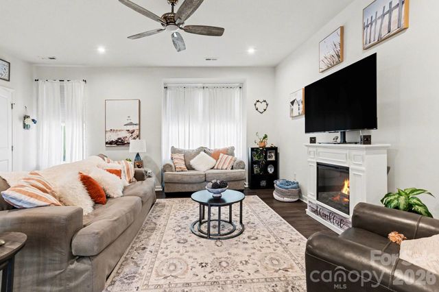 411 Dalton Circle, Fort Mill, SC 29715